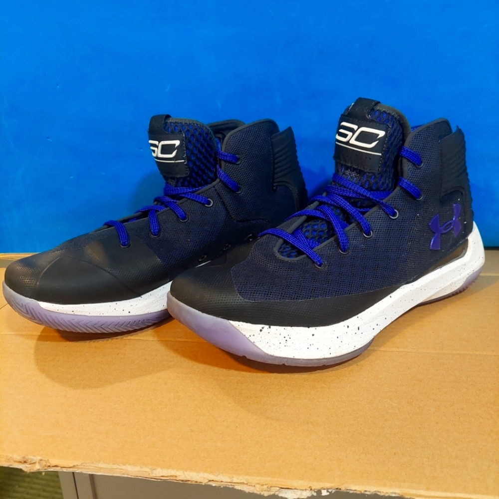 Shoe